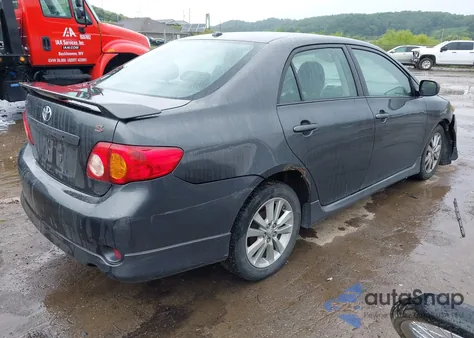 2010 Toyota Corolla S z USA, uszkodzony, nr VIN 1NXBU4EE1AZ358691